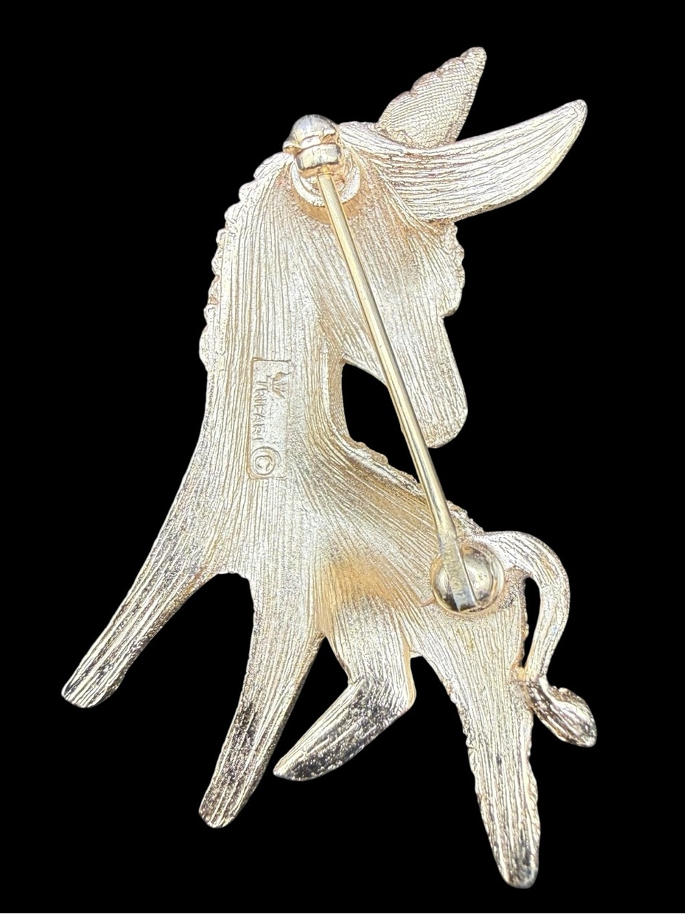 Vintage Trifari Gold-Tone Donkey Brooch Pink Accent Eye - Picture 3 of 5